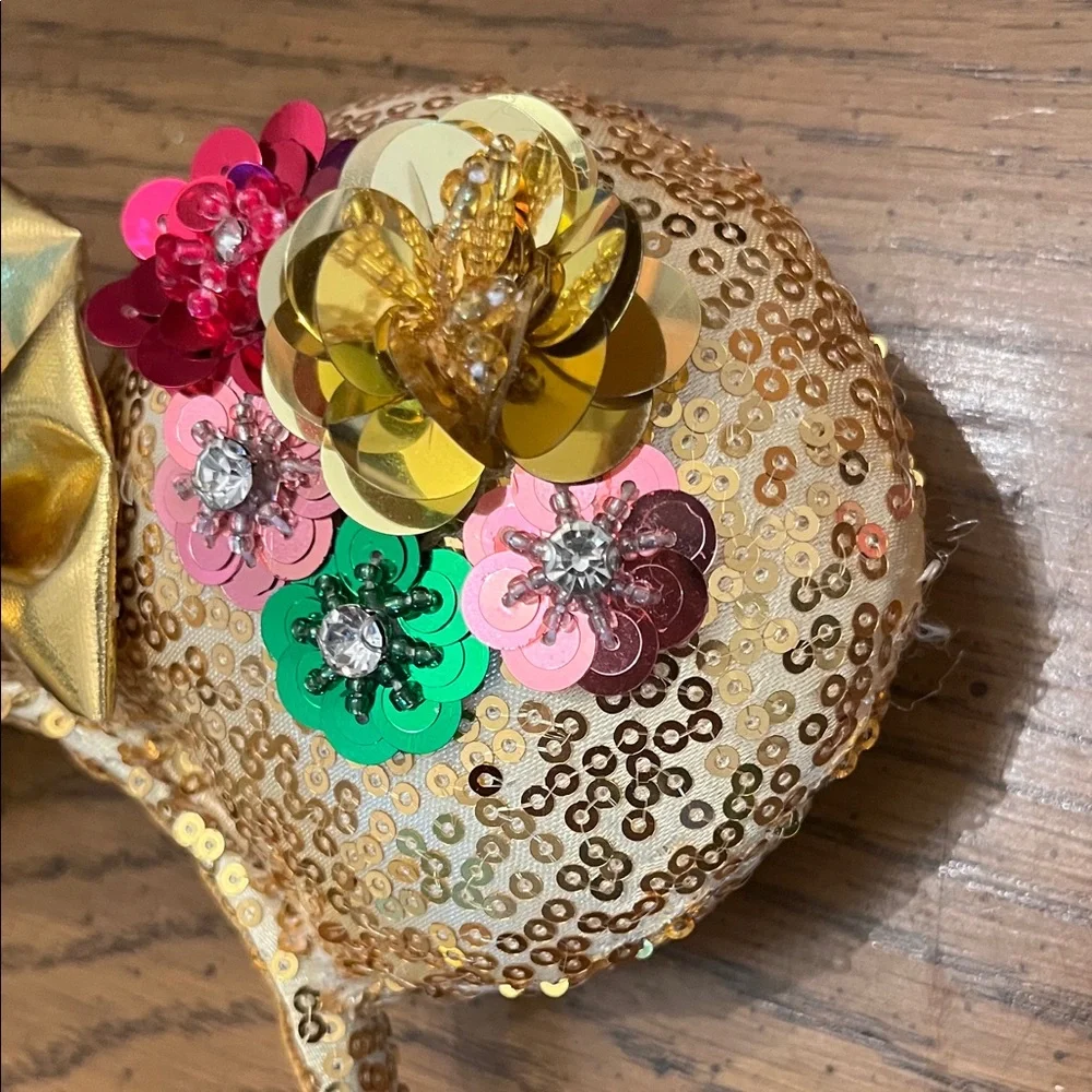 Disney Minnie Mouse Ears headband with‎ sequins and embellishments